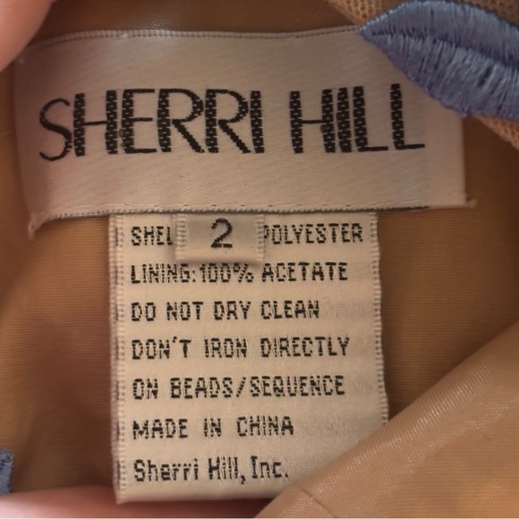 Sherri Hill Blue Sleeveless V-Neck Gown - Picture 5 of 6